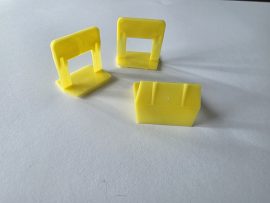 Szintezőtalp 1 mm sárga színű 100 db / csomag